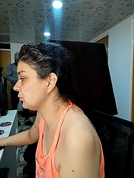 Snapshot of queemking chatting on 01-09-26, 01:19 queemking online show from 01-09-26, 01:19