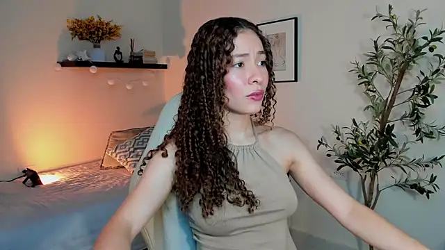 isabella-garcia- online show from 04-21-26, 02:51