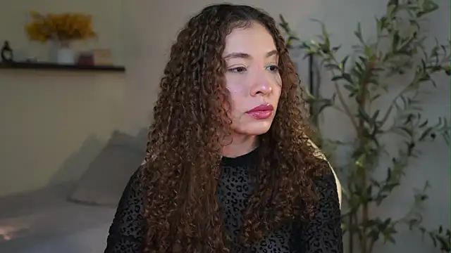 isabella-garcia- online show from 05-27-26, 01:13
