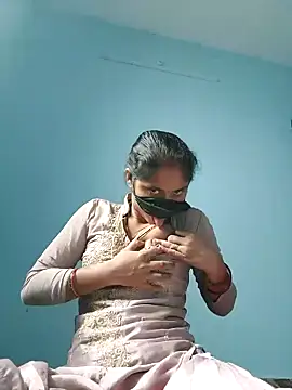 Snapshot of tight_pussy57 chatting on 11-13-25, 06:01 tight pussy57 online show from 11-13-25, 06:01