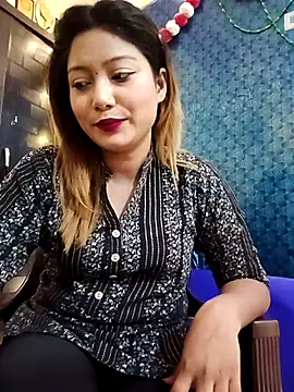 alexa cam44 online show from 10-26-25, 08:37