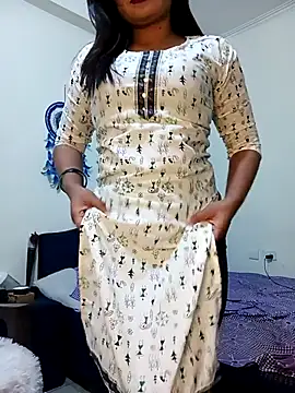 alexa cam44 online show from 02-18-26, 08:27