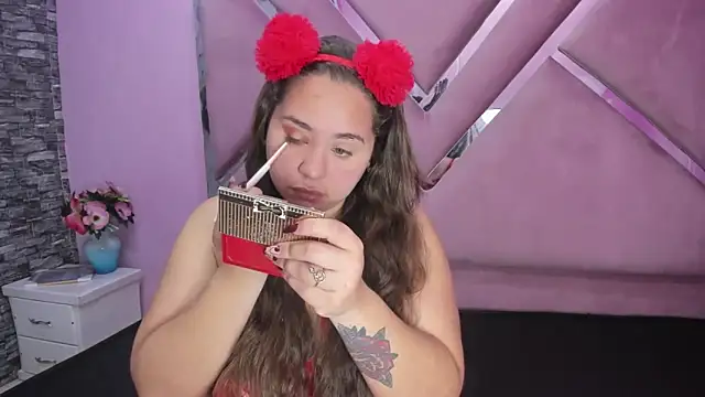 LucyOwen 18 online show from 09-09-25, 01:10