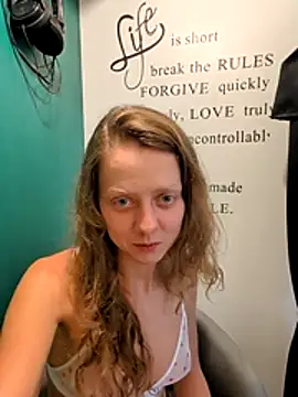 Eveline Beauty Kitty online show from 07-28-26, 07:50