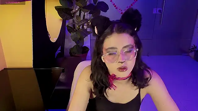 LiLLiAnderson online show from 03-17-26, 11:57