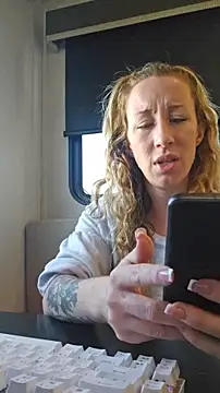 Snapshot of bmorganne420 chatting on 01-11-26, 09:20 bmorganne420 online show from 01-11-26, 09:20