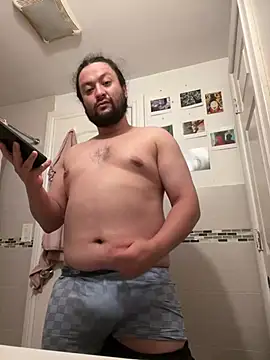Snapshot of You-father chatting on 07-05-26, 06:20 You-father online show from 07-05-26, 06:20