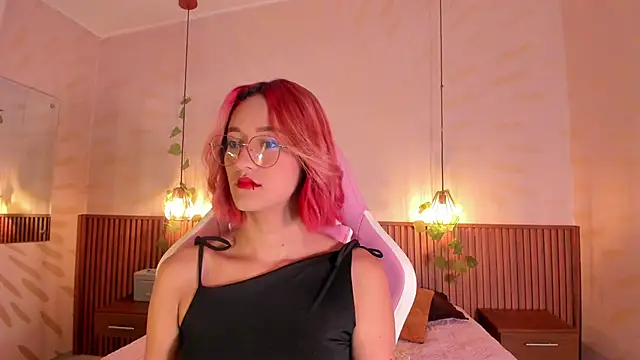 daphne courtis online show from 04-22-26, 03:09