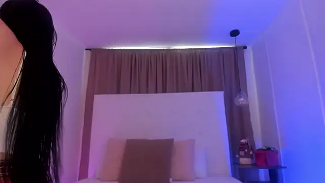 M0lly Beckers online show from 11-06-25, 02:07