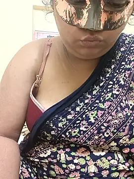 Snapshot of dhanshri143 chatting on 09-18-25, 03:41 dhanshri143 online show from 09-18-25, 03:41