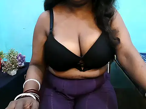 Snapshot of PREETI_BABY chatting on 09-13-25, 06:02 PREETI BABY online show from 09-13-25, 06:02