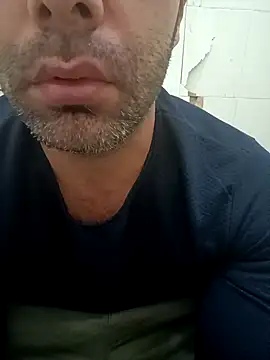 Snapshot of Yaman_33 chatting on 03-18-26, 11:35 Yaman 33 online show from 03-18-26, 11:35