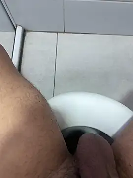 Snapshot of MeuDelicia chatting on 11-02-25, 01:02 MeuDelicia online show from 11-02-25, 01:02