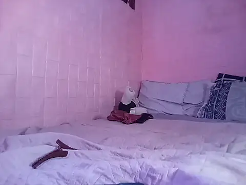 Kellye hotTs online show from 11-26-25, 08:43