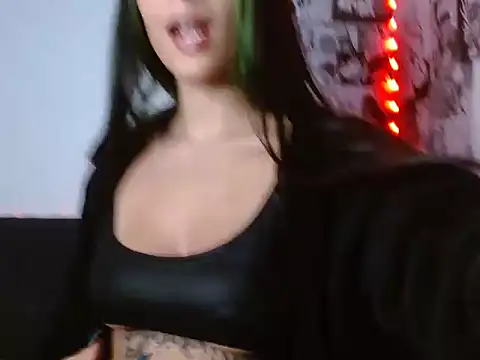 Chloe paytone online show from 04-07-26, 09:48