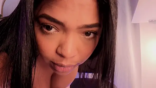 VickyGrey online show from 11-14-25, 06:17