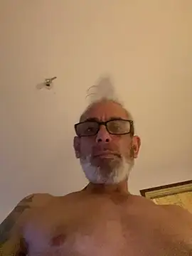 crisfootlicker online show from 08-05-26, 11:24