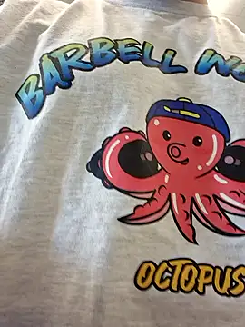 111owo111 online show from 10-26-25, 05:35