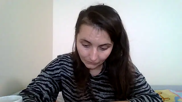 Snapshot of DInaraXRose chatting on 09-10-25, 12:05 DInaraXRose online show from 09-10-25, 12:05