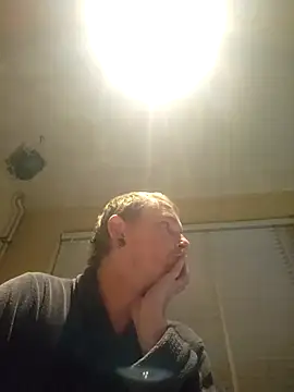 piercingpik online show from 10-15-25, 07:14