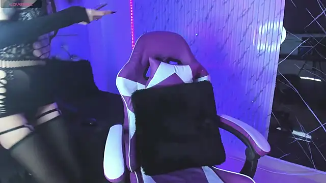 chloe jacksonn online show from 10-06-25, 11:02