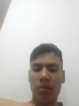 Snapshot of iRusx chatting on 10-23-25, 07:45 iRusx online show from 10-23-25, 07:45