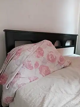 Miss-tetas online show from 10-10-25, 05:34