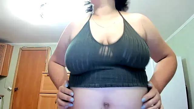 Snapshot of KATTYWARM_ chatting on 09-15-25, 08:42 KATTYWARM online show from 09-15-25, 08:42