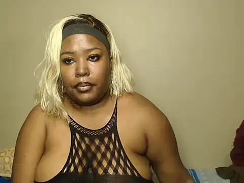 SexyEbonyy  online show from 10-06-25, 10:18