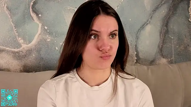 chloemilka online show from 04-20-26, 05:37