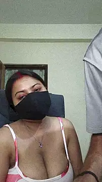 Snapshot of SassyWildCouple chatting on 05-03-26, 04:24 SassyWildCouple online show from 05-03-26, 04:24
