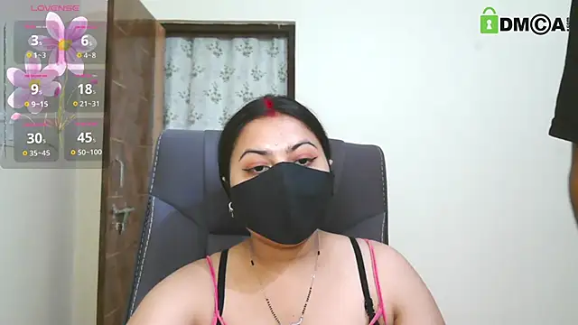 Snapshot of SassyWildCouple chatting on 05-30-26, 11:51 SassyWildCouple online show from 05-30-26, 11:51