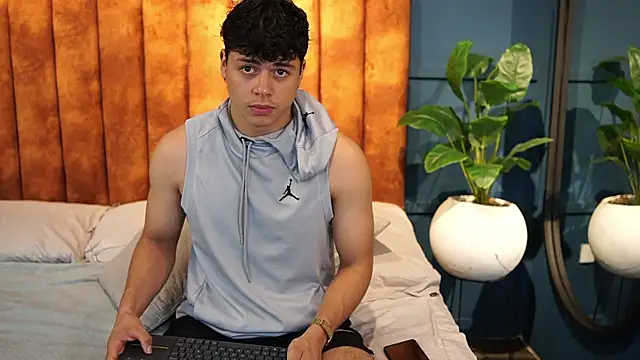 Ethan occonor online show from 09-15-25, 10:48