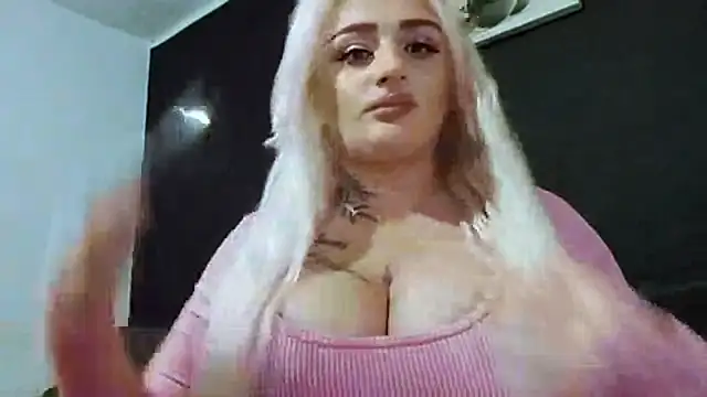 Snapshot of AnastasiaLips chatting on 05-24-26, 08:14 AnastasiaLips online show from 05-24-26, 08:14