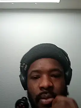 Kaalum561 online show from 11-24-25, 01:33