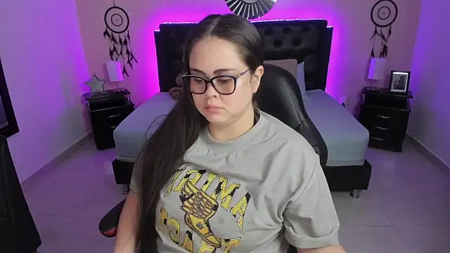 LolaVillalobos online show from 02-21-26, 12:06