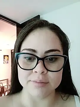 LolaVillalobos online show from 04-20-26, 12:08