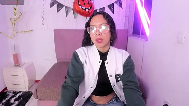 anna moon11 online show from 10-24-25, 04:53