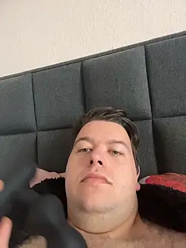 Lars2306 online show from 11-02-25, 01:35