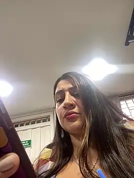 megvibes online show from 12-18-25, 09:21