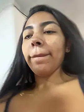 Snapshot of Naomiserna00 chatting on 11-08-25, 05:34 Naomiserna00 online show from 11-08-25, 05:34