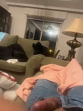 Snapshot of Mbidee chatting on 03-08-26, 02:37 Mbidee online show from 03-08-26, 02:37