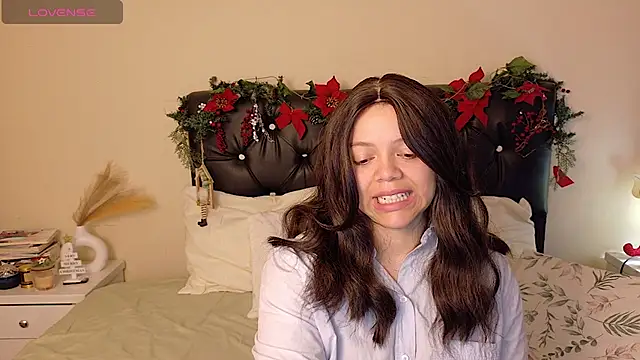 Amanda sweet online show from 12-19-25, 01:51