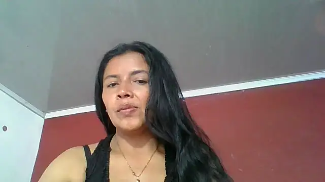 DianaOchoa  online show from 11-06-25, 08:43