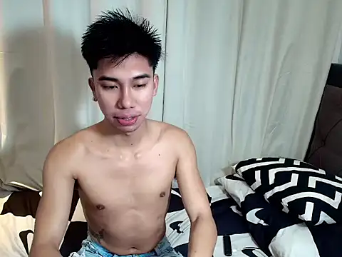 Ur pinoyhotbrix online show from 04-16-26, 01:12