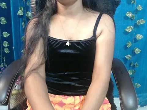 Snapshot of Forever_Love2025 chatting on 11-26-25, 08:26 Forever Love2025 online show from 11-26-25, 08:26