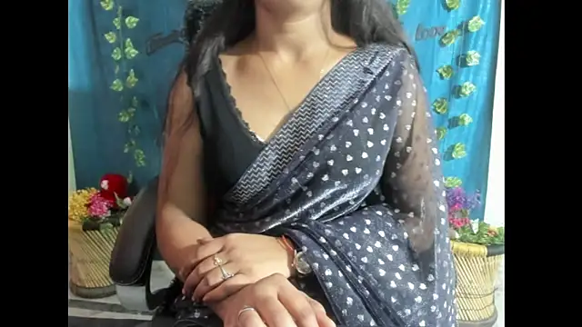 Snapshot of Forever_Love2025 chatting on 12-14-25, 07:36 Forever Love2025 online show from 12-14-25, 07:36