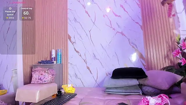 Eva Johnss online show from 11-29-25, 12:30