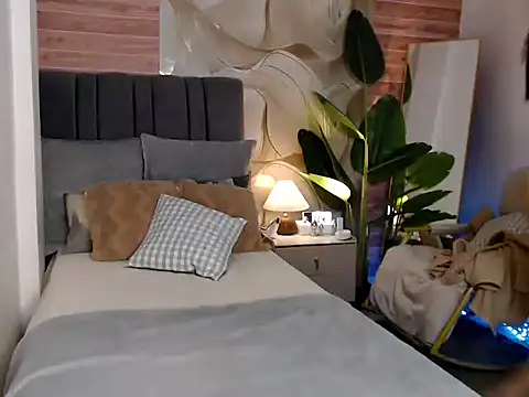 baby wensyyy09 online show from 06-28-26, 11:11