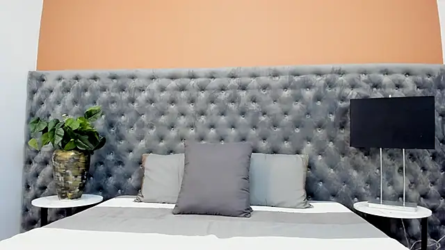 Snapshot of ValeSantoDomingo chatting on 06-05-26, 11:43 ValeSantoDomingo online show from 06-05-26, 11:43